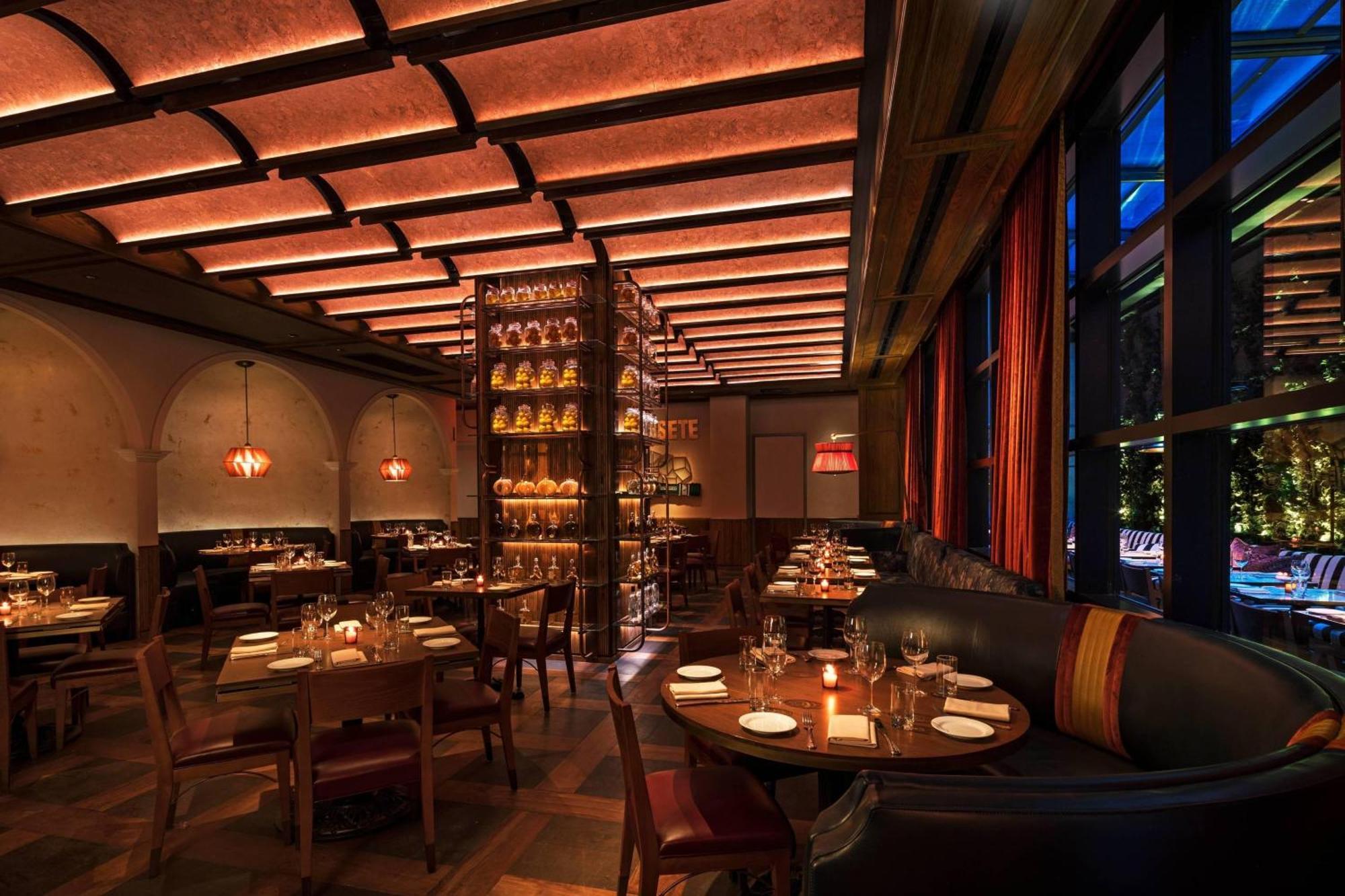 Moxy Nyc Chelsea Hotel New York City Exterior photo